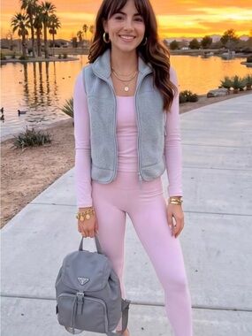 Cozy Light Gray Sherpa Vest - Women's Layering Vest L